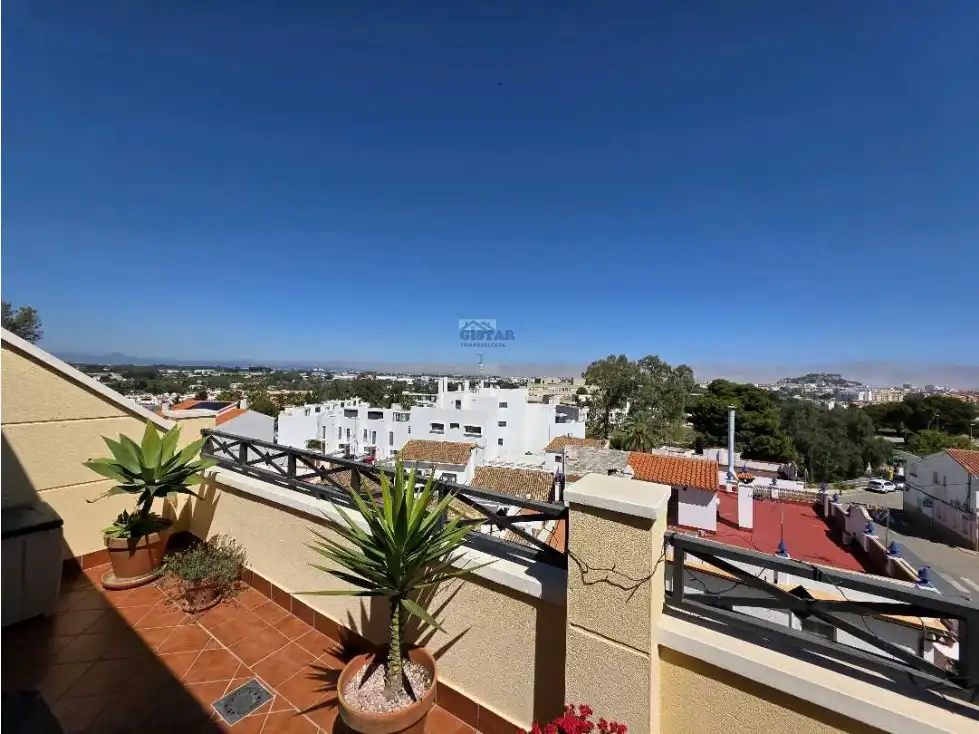 Vista exterior de Apartament en venda en Dénia amb Aire condicionat, Calefacció i Terrassa