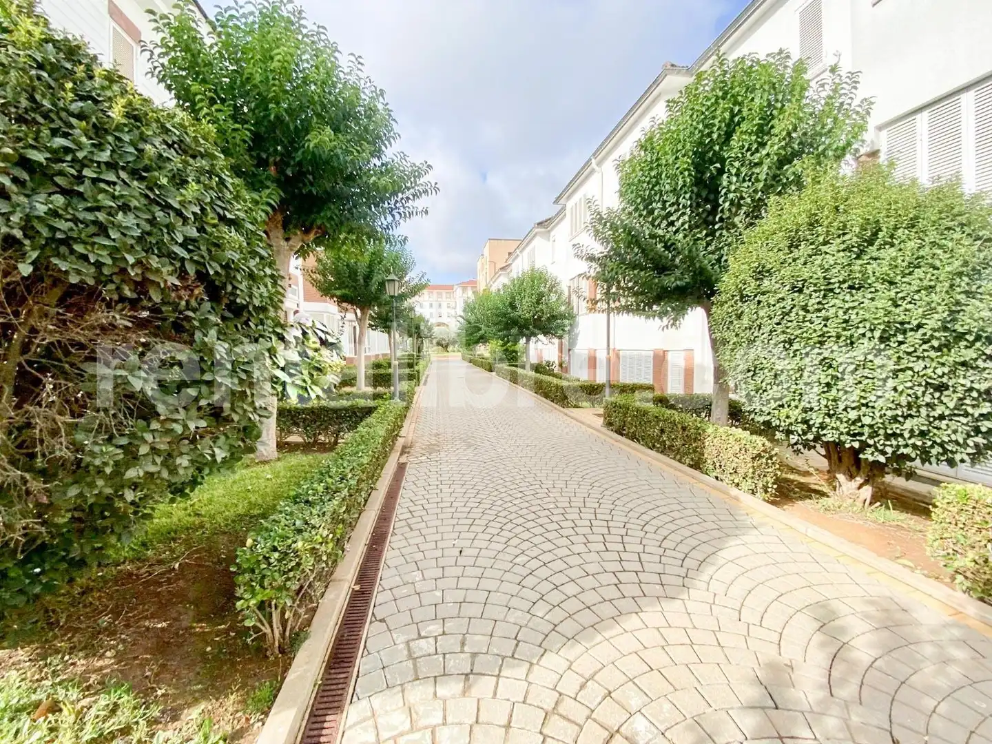 Vista exterior de Casa adosada en venda en Jerez de la Frontera amb Aire condicionat, Calefacció i Terrassa