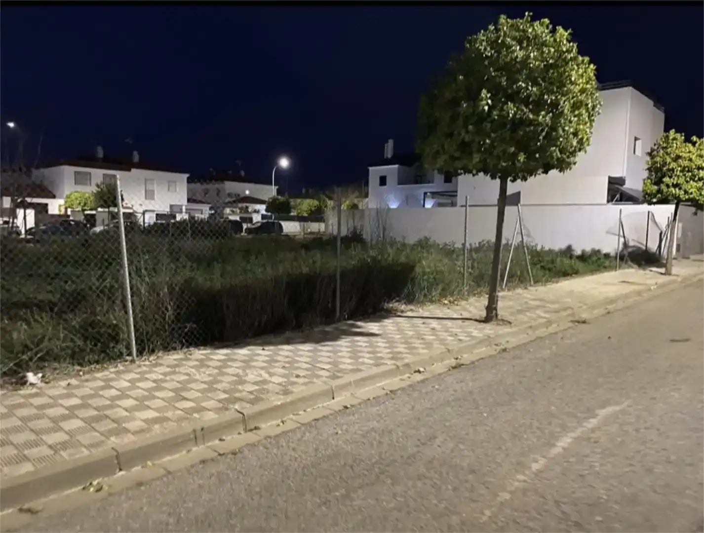 Land for sale in Utrera