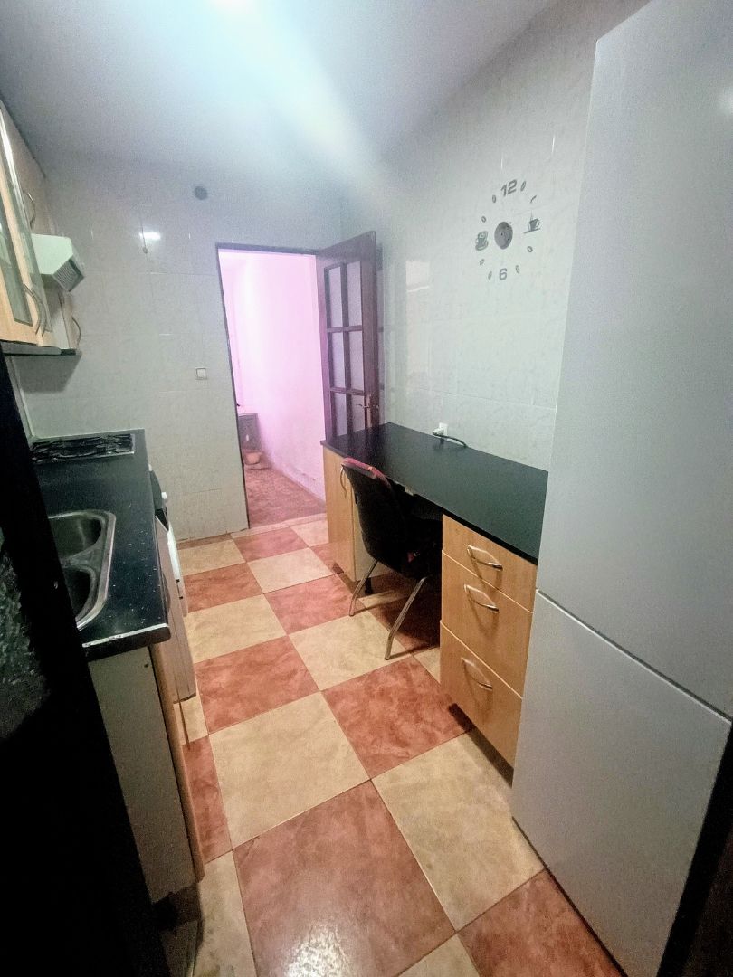 Cuina de Casa o xalet en venda en San Fernando de Henares amb Calefacció