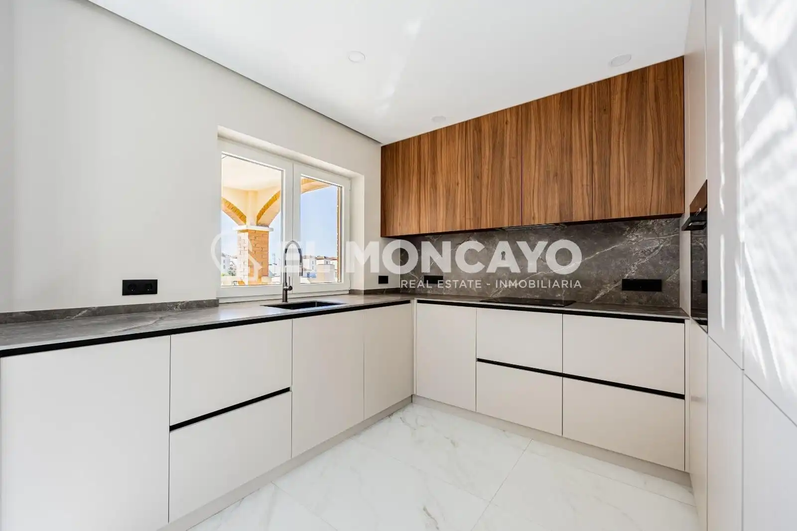 Cocina de Casa o chalet en venta en Rojales con Aire acondicionado, Calefacción y Jardín privado