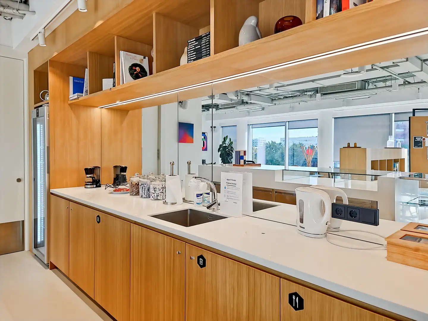 Kitchen of Office for rent in Barcelona  with Air Conditioner, Heating and Furnished