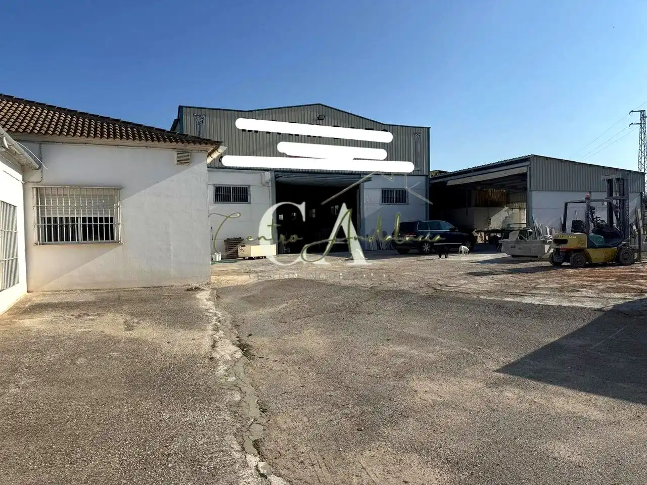 Exterior view of Industrial buildings for sale in Casariche