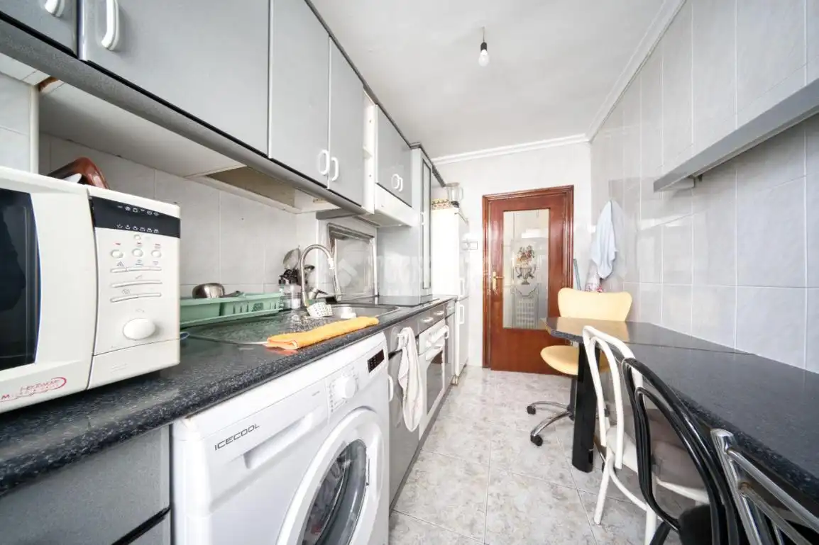 Cocina de Piso en venta en Valladolid Capital con Balcón