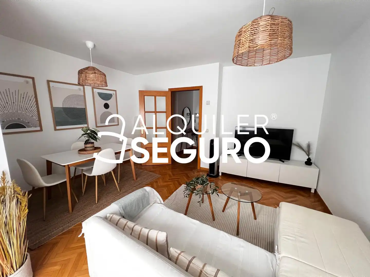 Sala de estar de Piso de alquiler en Madrid con Calefacción, Trastero y Amueblado