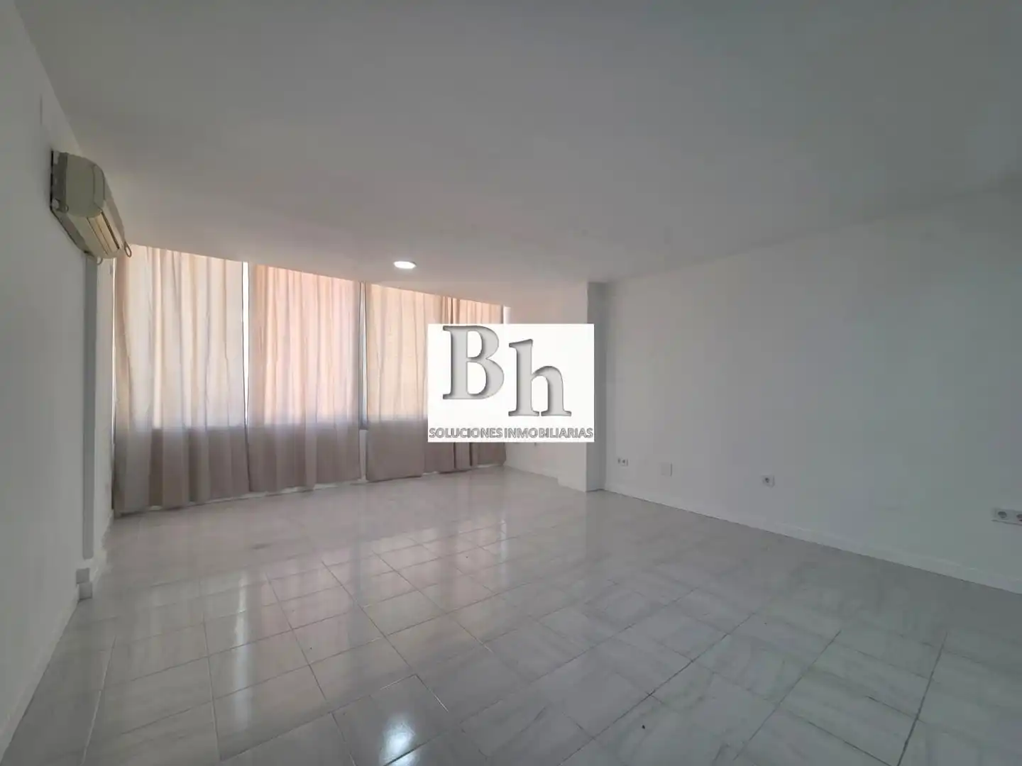 Local comercial en venda a Centro, imagen 9