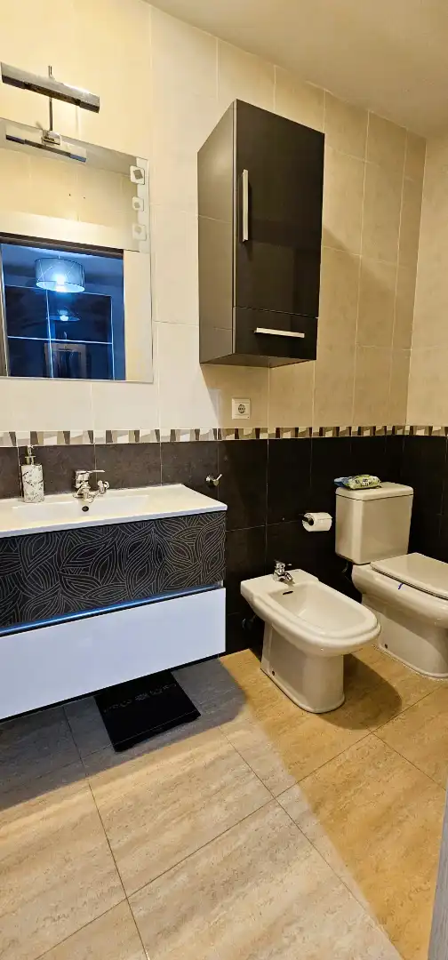 Badezimmer von Maisonette zum Verkauf in Totana mit Klimaanlage, Terrasse und Möbliert