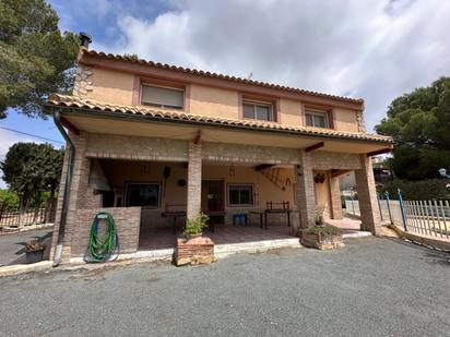 Vista exterior de Casa o xalet en venda en Cieza amb Aire condicionat, Jardí privat i Terrassa