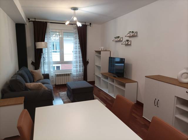 Piso en Alquiler en Torrelavega - CL JESUS CANCIO en El Parque - Zapatón