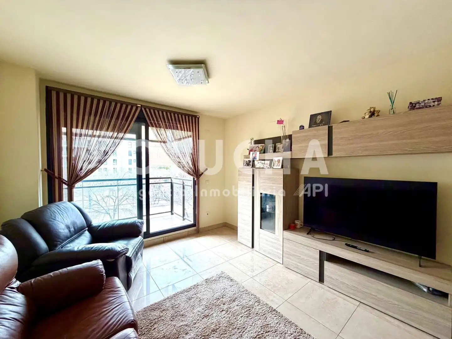 Sala de estar de Piso en venta en Castellón de la Plana / Castelló de la Plana con Balcón