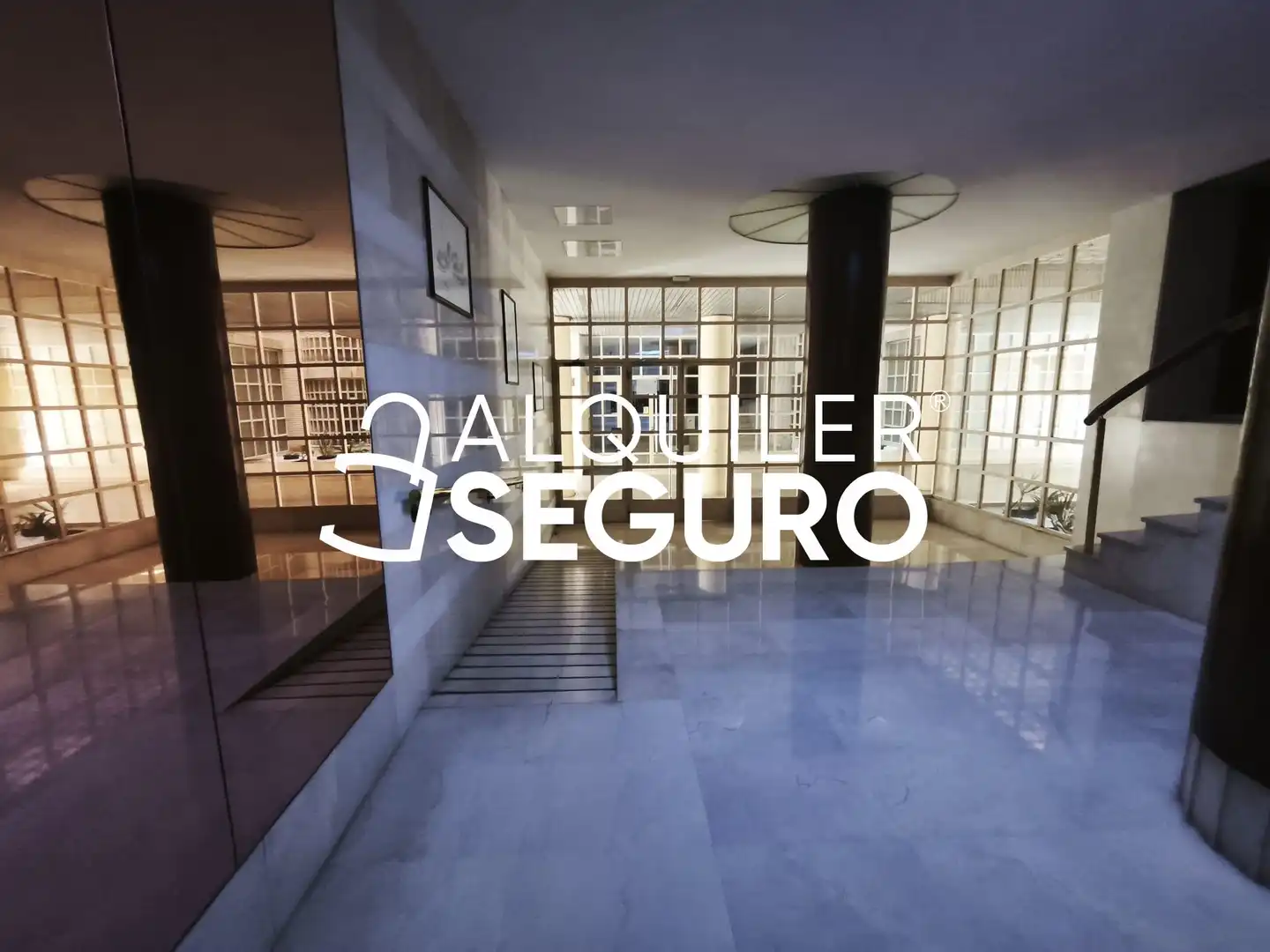 Piso de alquiler en Zaragoza con Calefacción, Terraza y Trastero