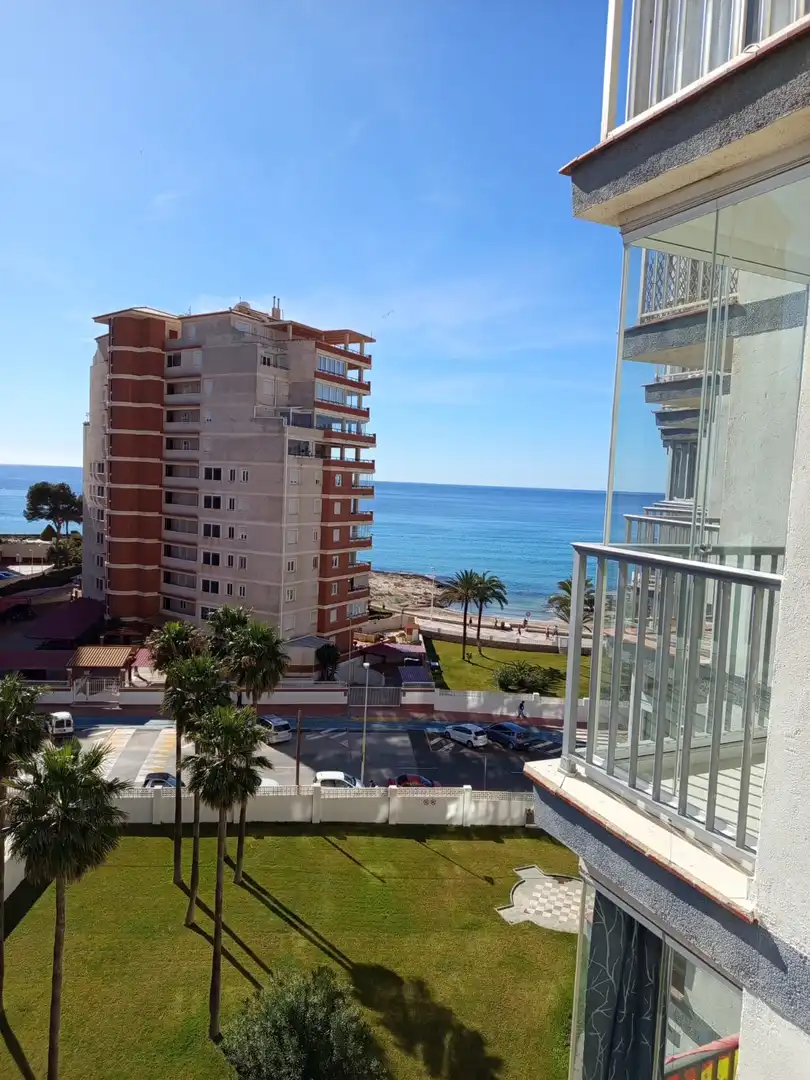 Apartamento con terraza en venta en Playa Arenal - Bol