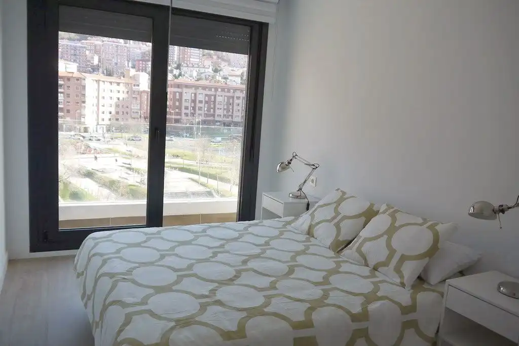 Bedroom of Flat for rent in Bilbao   with Heating, Terrace and Swimming Pool