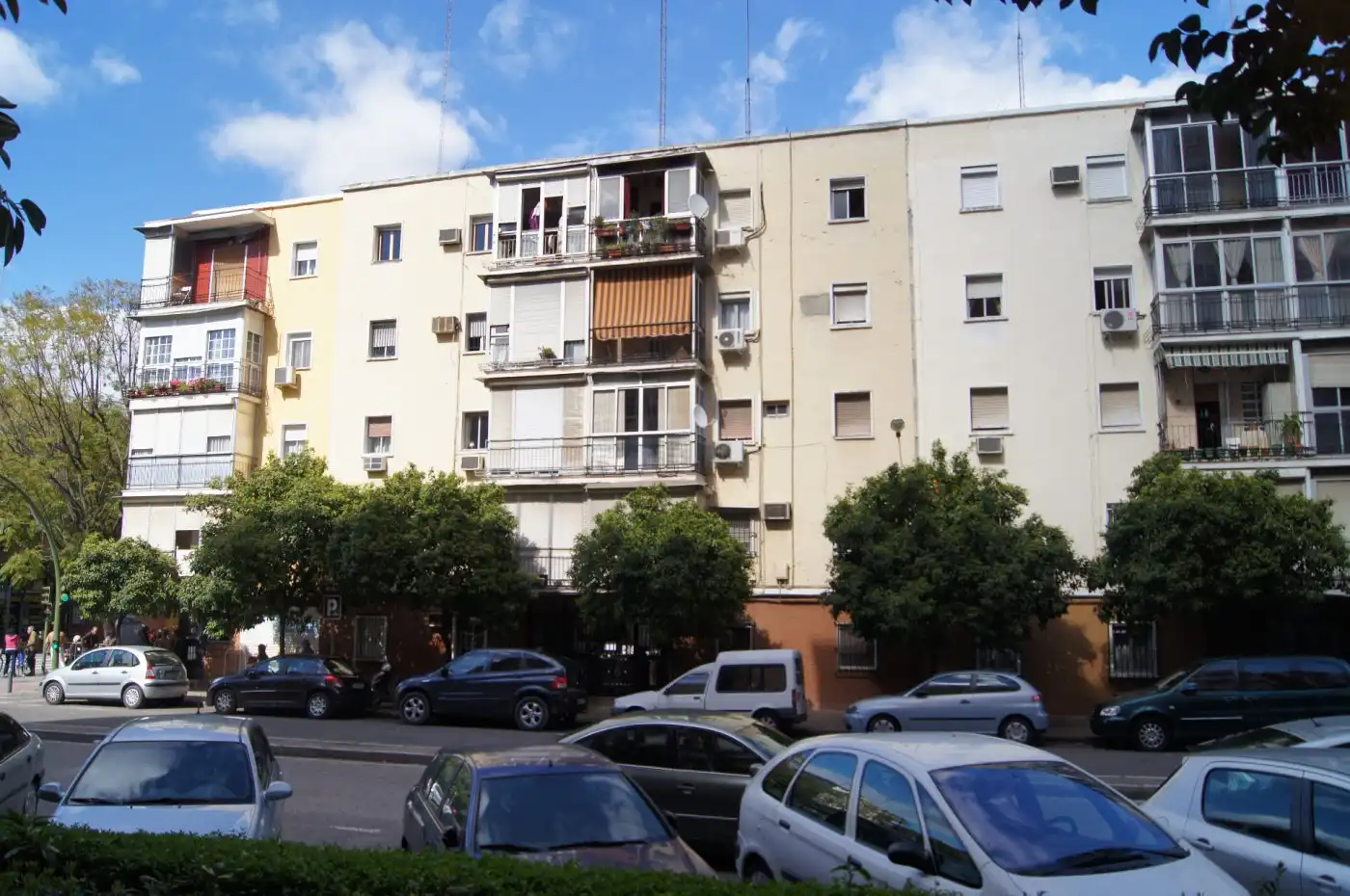 Room in Calle LOZOYA, El Plantinar – Avda. La Paz - El Juncal