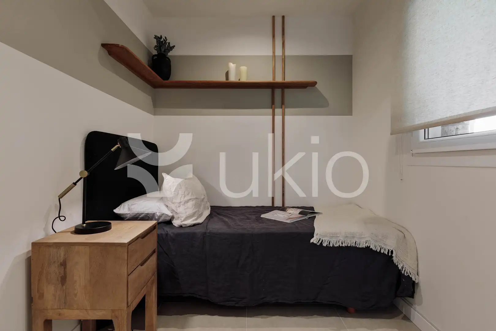 Dormitori de Apartament de lloguer en Barcelona amb Aire condicionat, Calefacció i Terrassa