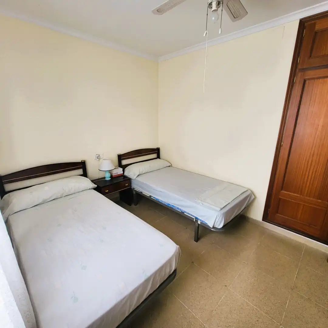 Dormitori de Apartament en venda en Estepona amb Terrassa i Balcó