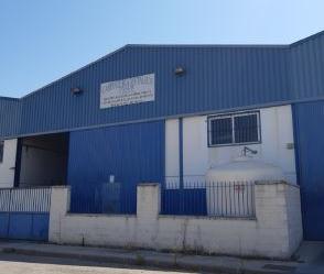 Vista exterior de Nau industrial en venda en La Luisiana