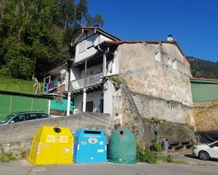 Vista exterior de Casa adosada en venda en Ampuero amb Terrassa, Traster i Balcó