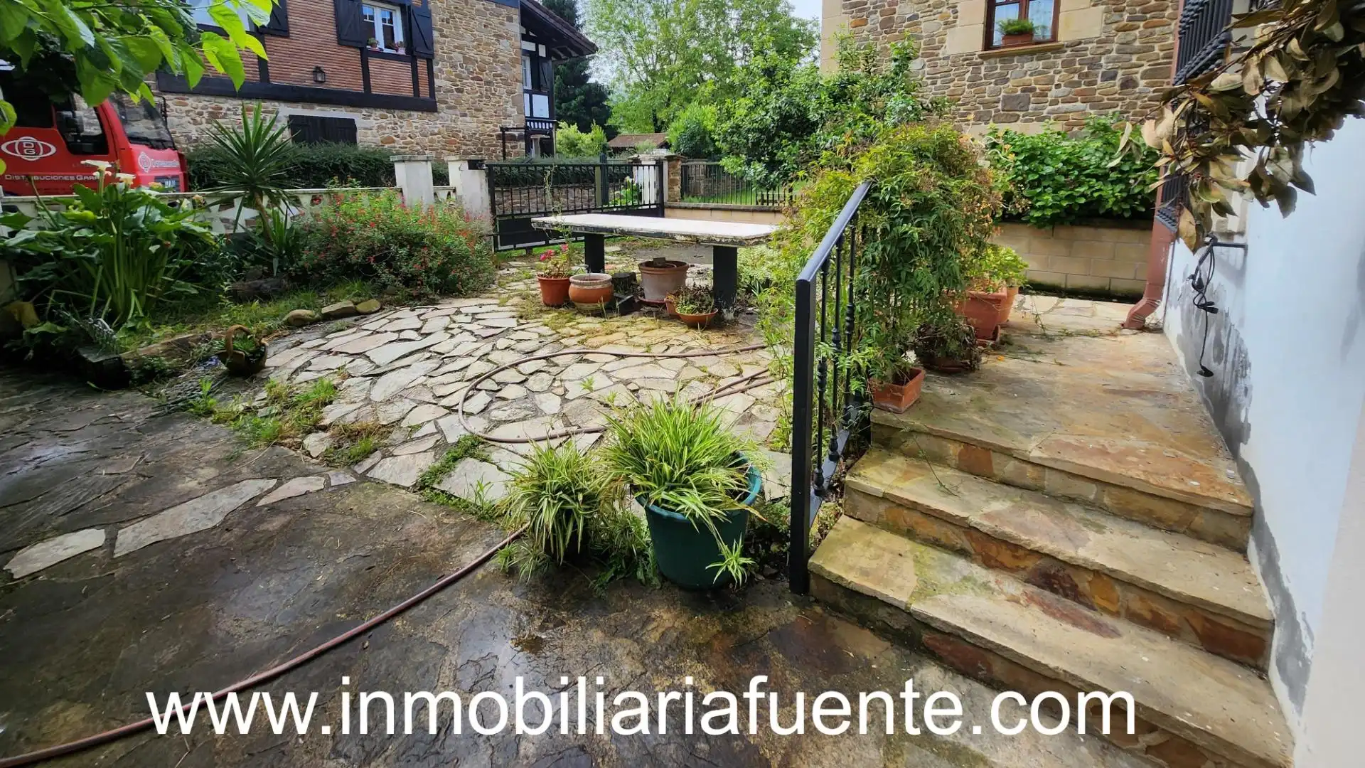 Jardín de Casa o chalet en venta en Zalla  con Jardín privado, Trastero y Amueblado