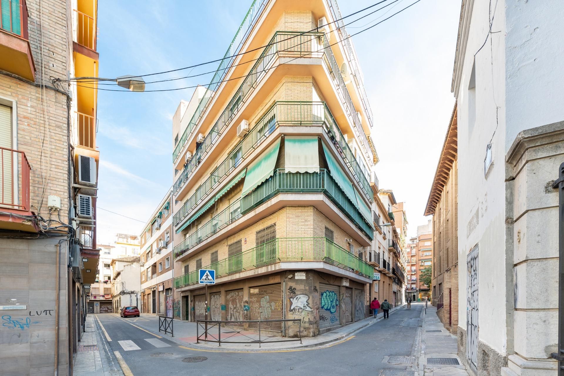 Exterior view of Flat for sale in  Granada Capital  with Heating and Balcony