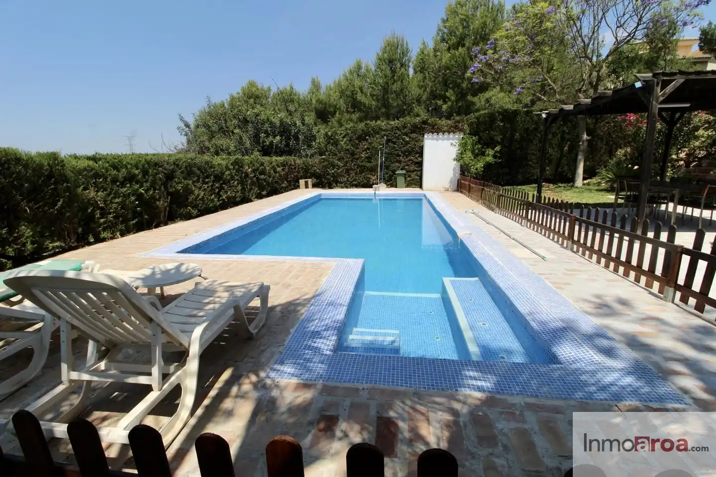 Schwimmbecken von Haus oder Chalet zur Miete in Riba-roja de Túria mit Klimaanlage, Heizung und Privatgarten