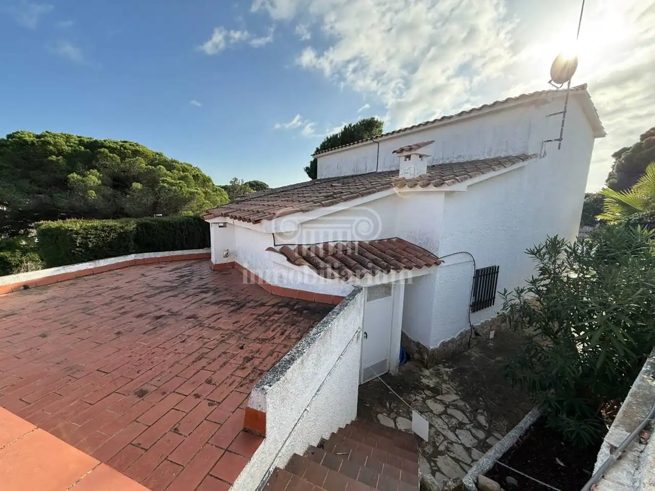 Vista exterior de Casa o xalet en venda en Lloret de Mar amb Calefacció, Jardí privat i Terrassa