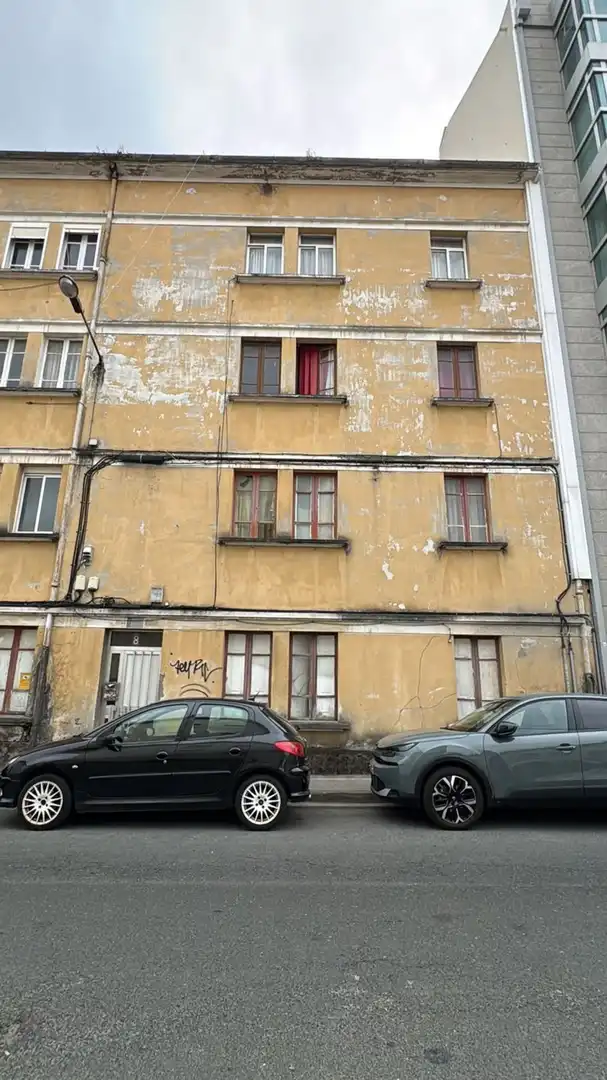 Vista exterior de Edifici en venda en Fene