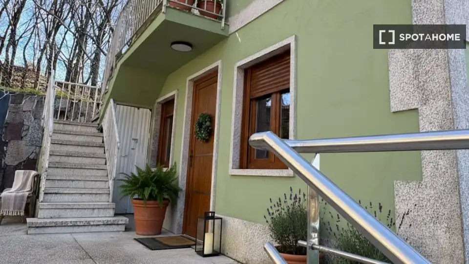 Vista exterior de Apartament per a compartir en Vigo  amb Aire condicionat, Calefacció i Terrassa