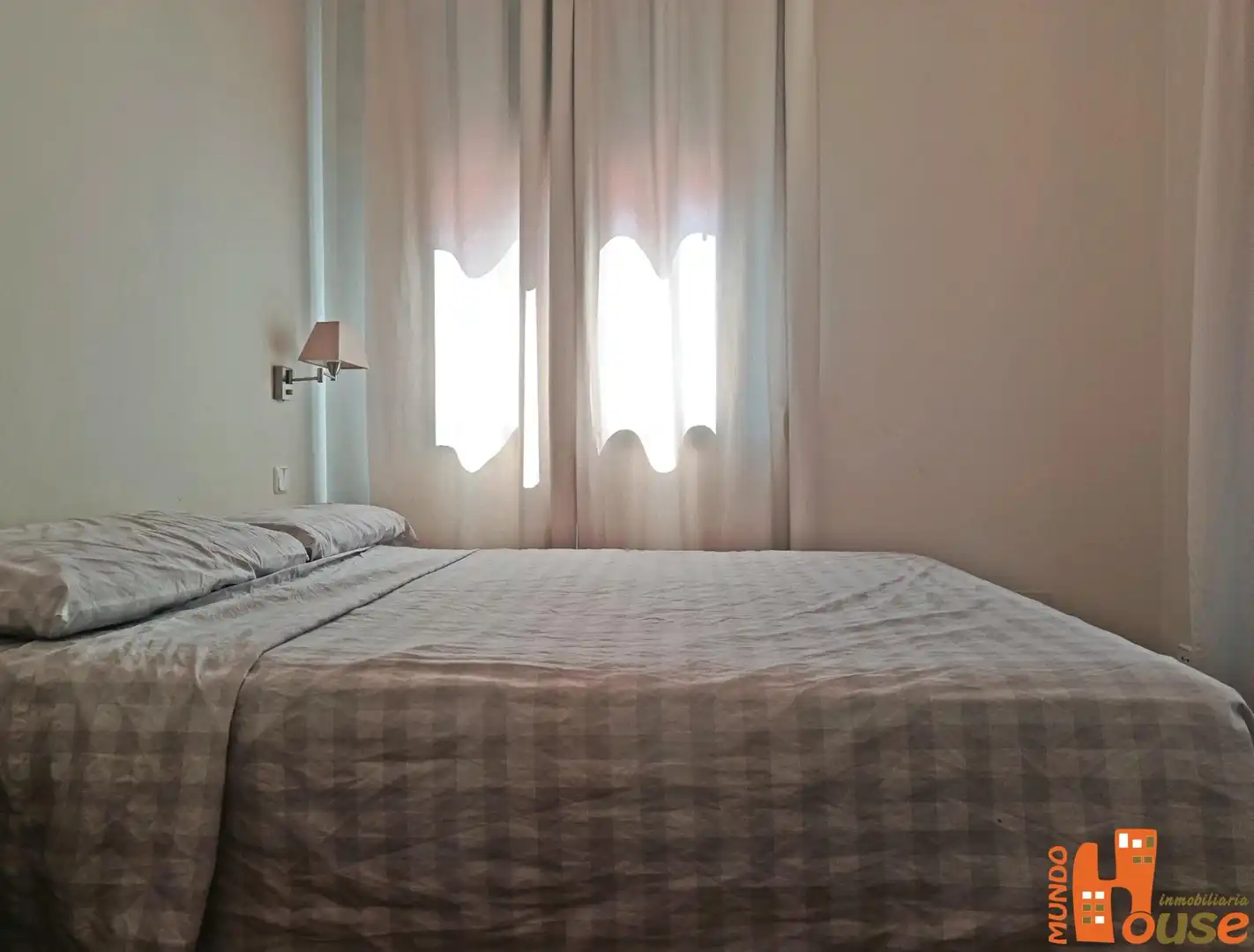 Habitación de Casa adosada en venta en Real Sitio de San Ildefonso con Calefacción y Amueblado