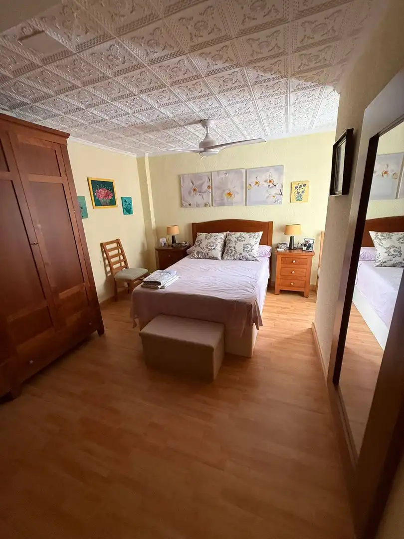 Dormitori de Apartament en venda en San Pedro del Pinatar amb Aire condicionat, Terrassa i Moblat