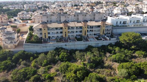 Foto 2 de Casa o chalet en venta en Villamartín - Las Filipinas, Orihuela