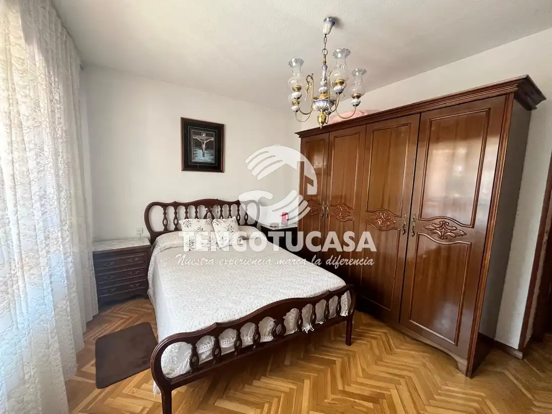 Habitación de Piso en venta en Madrid con Terraza, Amueblado y Horno