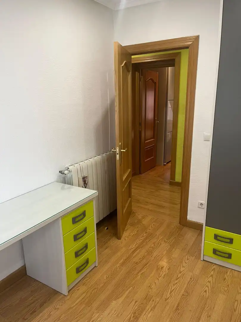 Pis de lloguer en Ávila amb Calefacció, Terrassa i Moblat