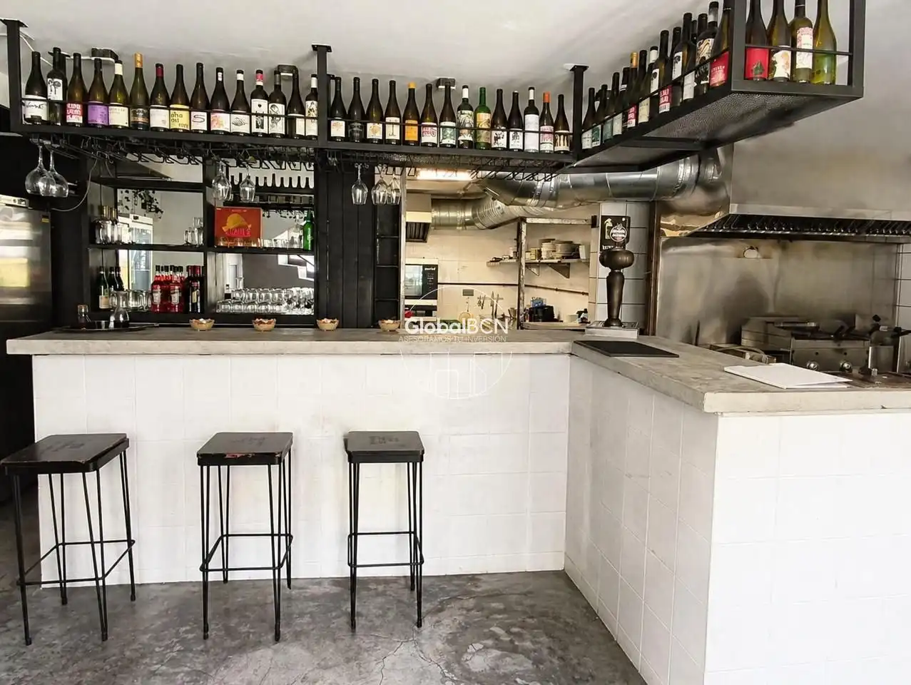 Commercial properties for transfer in Del Taulat, El Poblenou