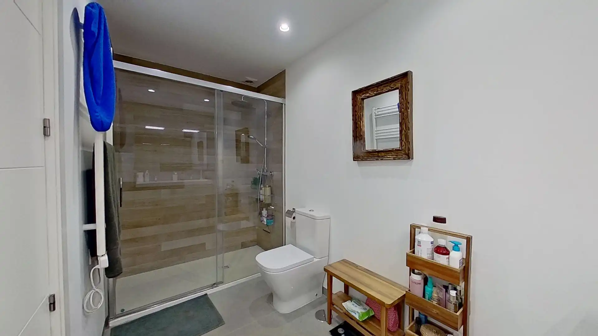 Baño de Piso en venta en Málaga con Aire acondicionado, Terraza y Amueblado