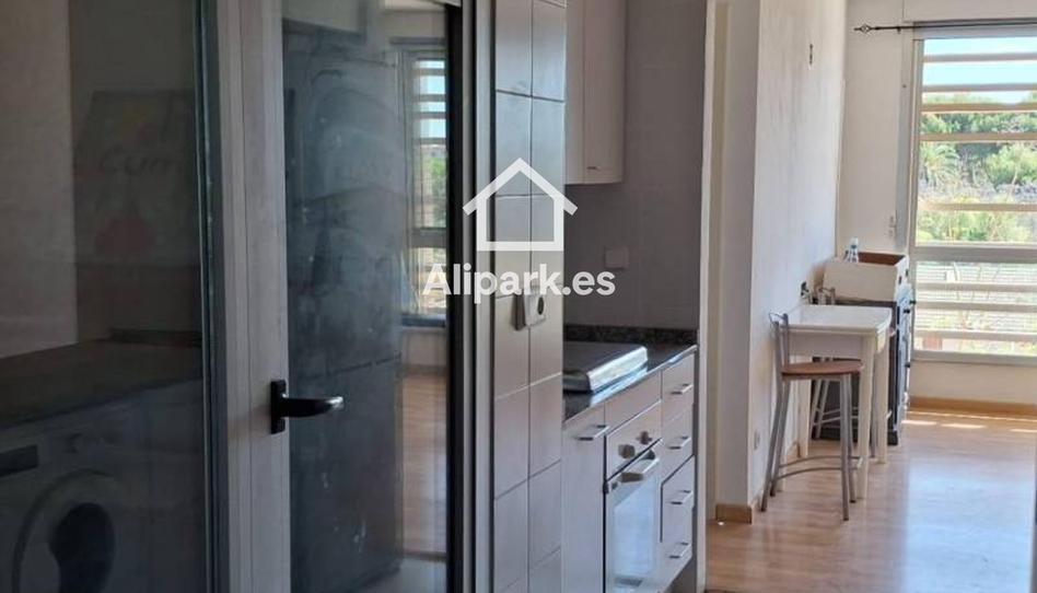 Photo 1 of Flat to rent in Cardenal Francico Alvarez, Altozano - Conde Lumiares, Alicante