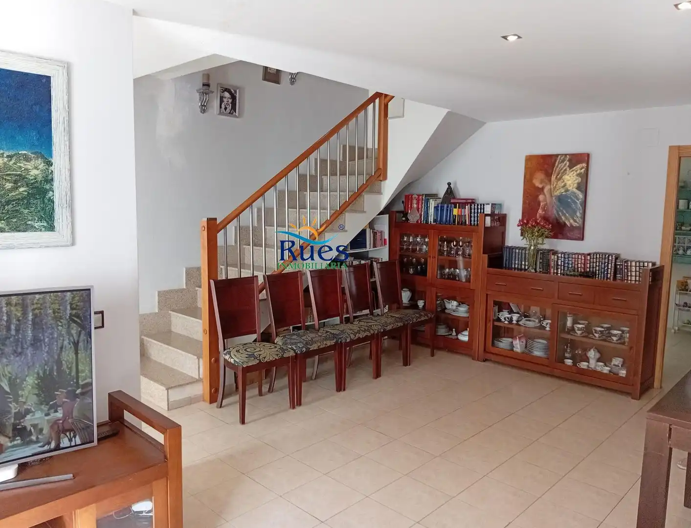 Einfamilien-Reihenhaus zum Verkauf in Torreblanca mit Terrasse, Balkon und Gemeinschaftspool