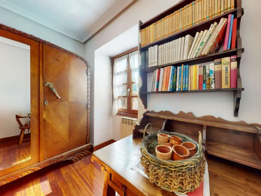 Flat for sale in Legazpi  with Heating and Furnished