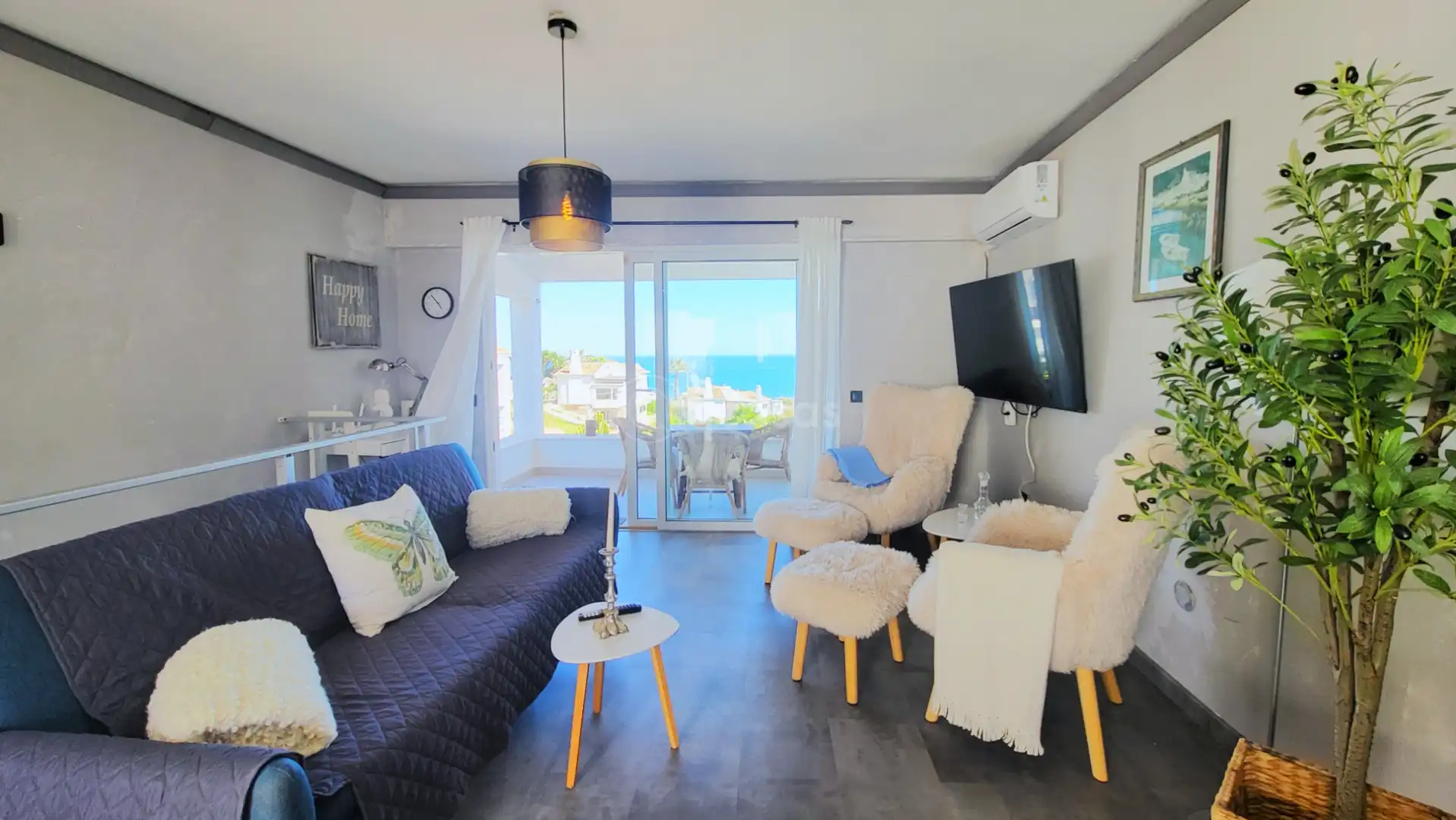 Sala d'estar de Casa adosada en venda en Mijas amb Aire condicionat, Calefacció i Terrassa
