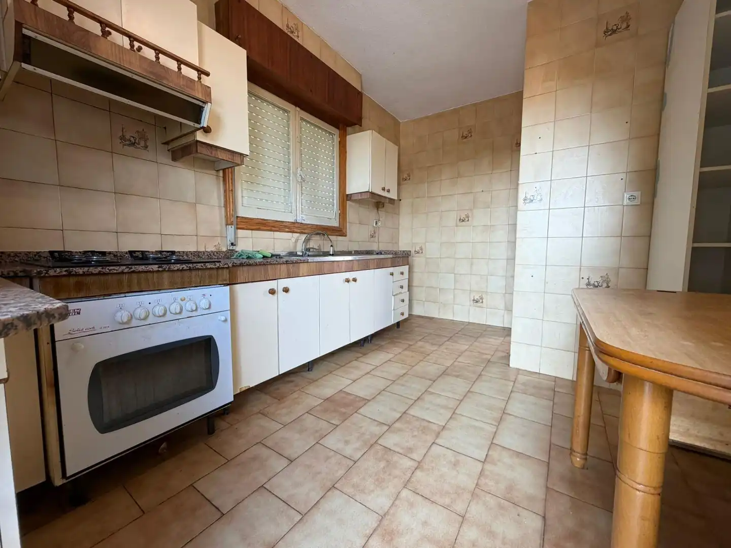 Cuina de Casa o xalet en venda en Águilas amb Jardí privat, Terrassa i Traster
