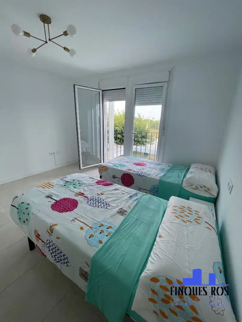 Dormitori de Casa adosada en venda en Vinaròs amb Aire condicionat, Parquet i Terrassa