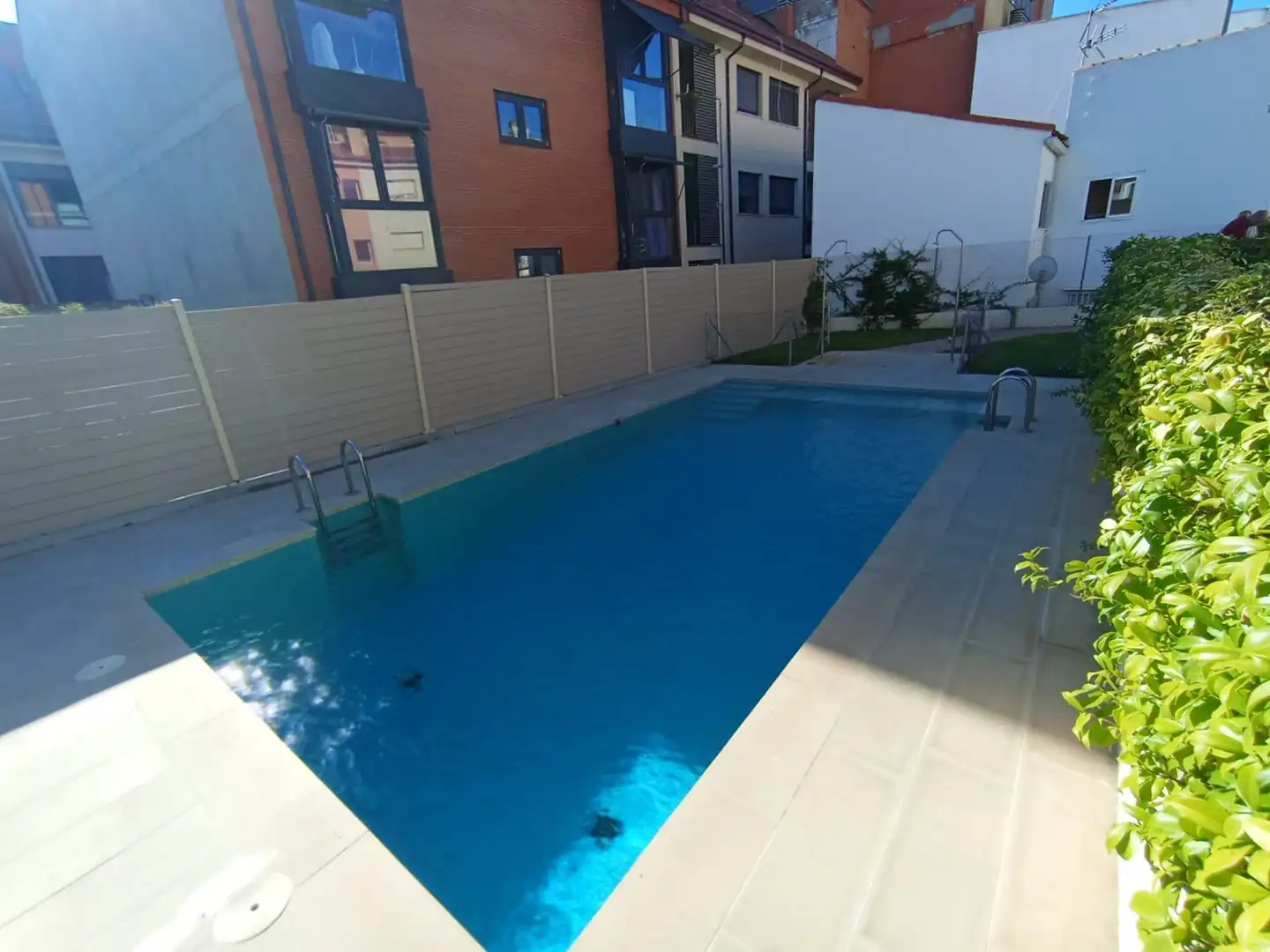 Piscina de Piso en venta en Madrid con Aire acondicionado, Calefacción y Terraza