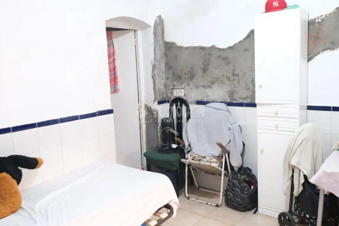 Habitación de Casa adosada en venta en Sevilla con Terraza