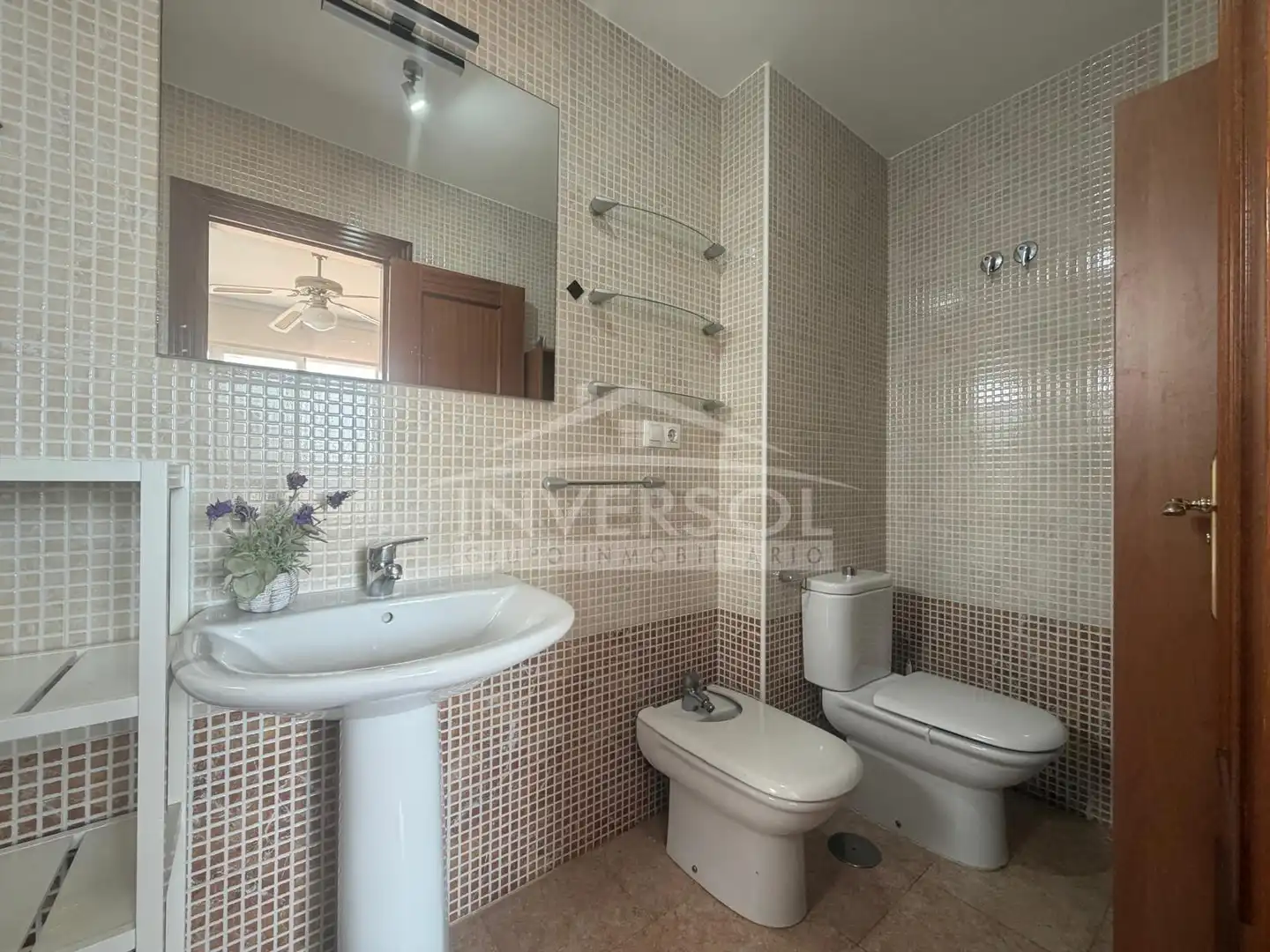 Baño de Ático en venta en El Ejido con Aire acondicionado, Calefacción y Terraza