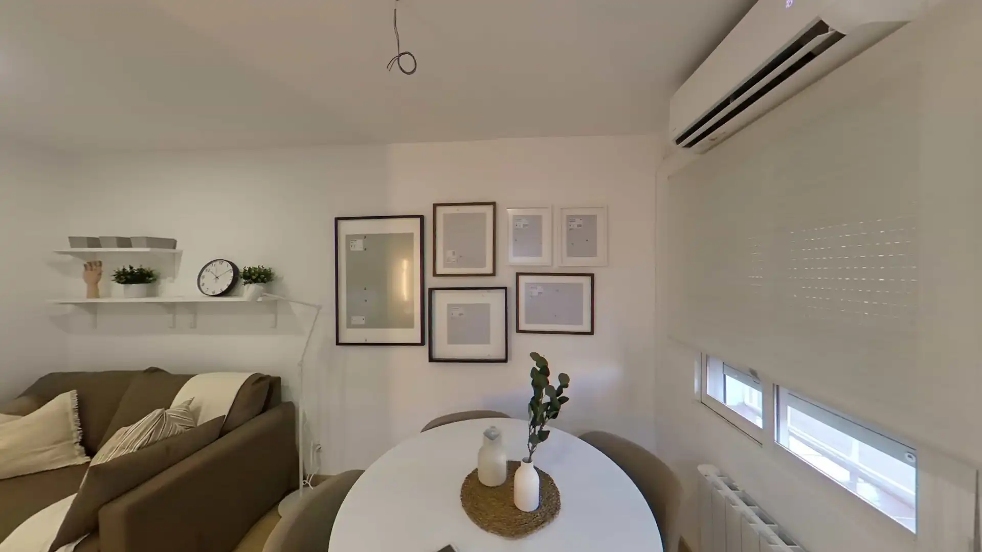 Comedor de Piso de alquiler en  Madrid Capital con Aire acondicionado, Calefacción y Amueblado