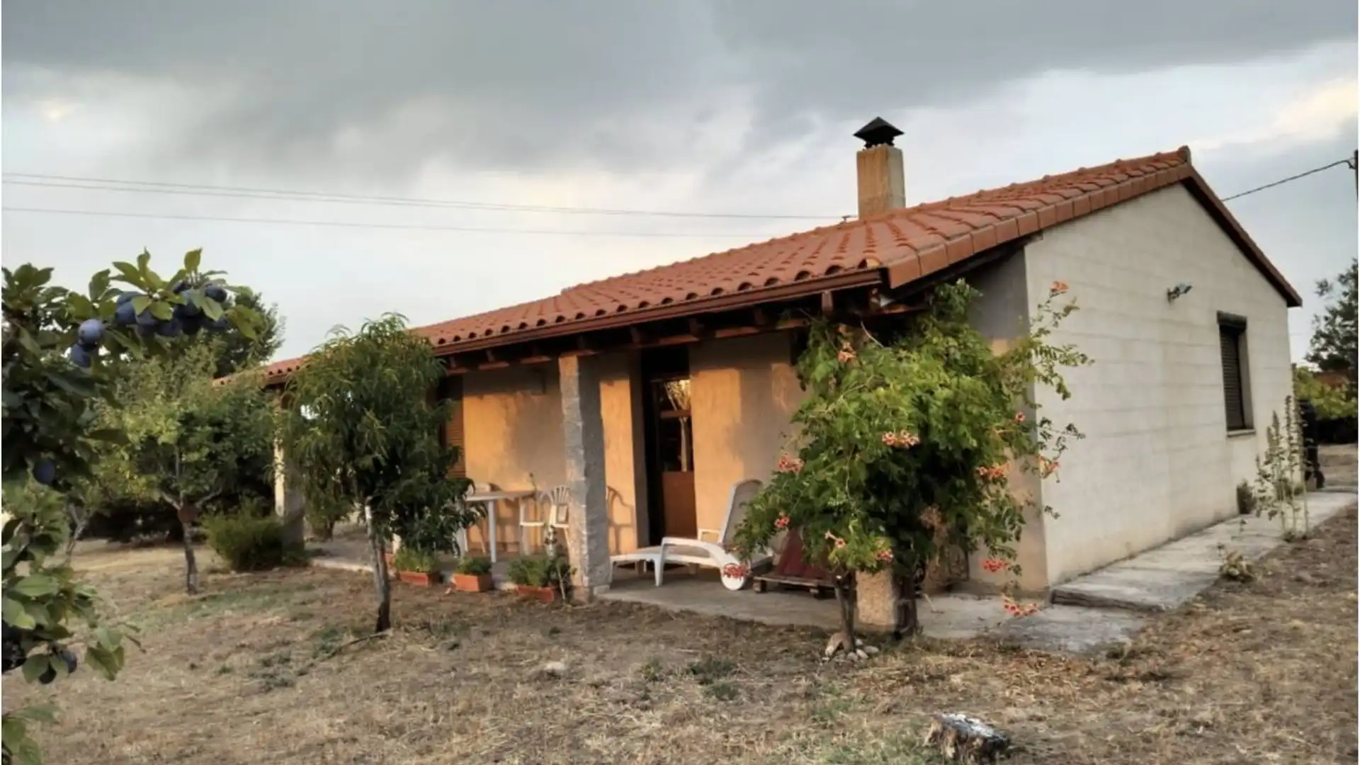 Exterior view of Houses for sale in Morales del Vino