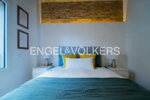 Bedroom of Flat for sale in Barcelona  with Air Conditioner, Heating and Parquet flooring
