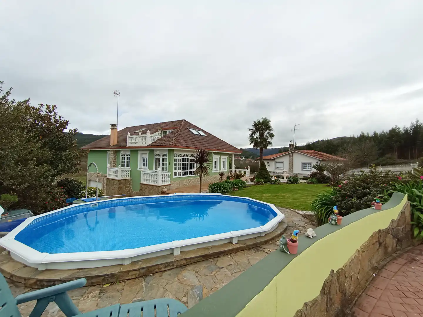 Swimming pool of Houses for sale in Coirós  with Heating, Private garden and Parquet flooring