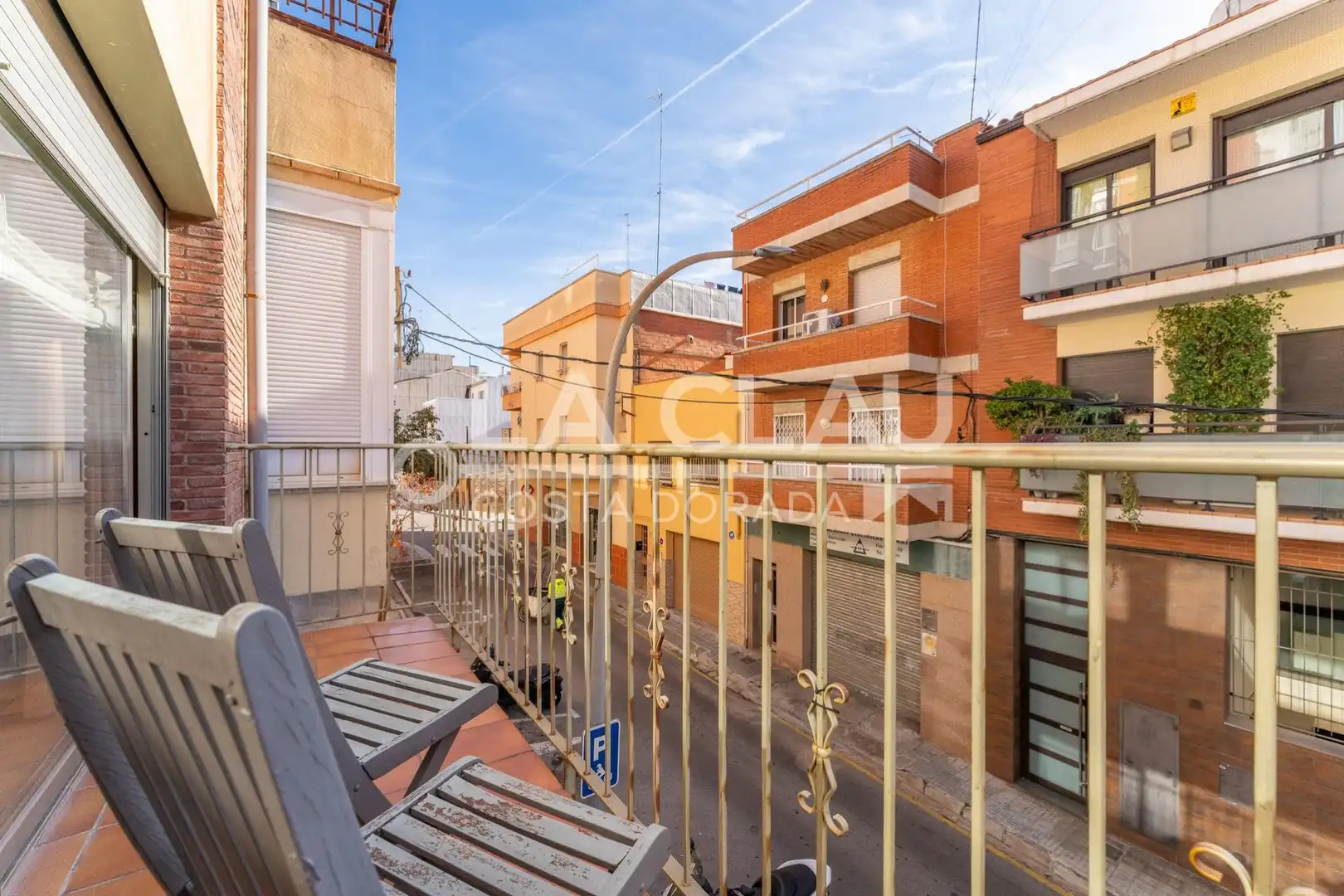 Außenansicht von Einfamilien-Reihenhaus zum Verkauf in Gavà mit Heizung
