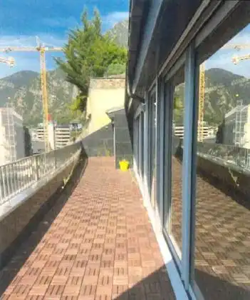 Pis amb ascensor en venda a Doctor Molines